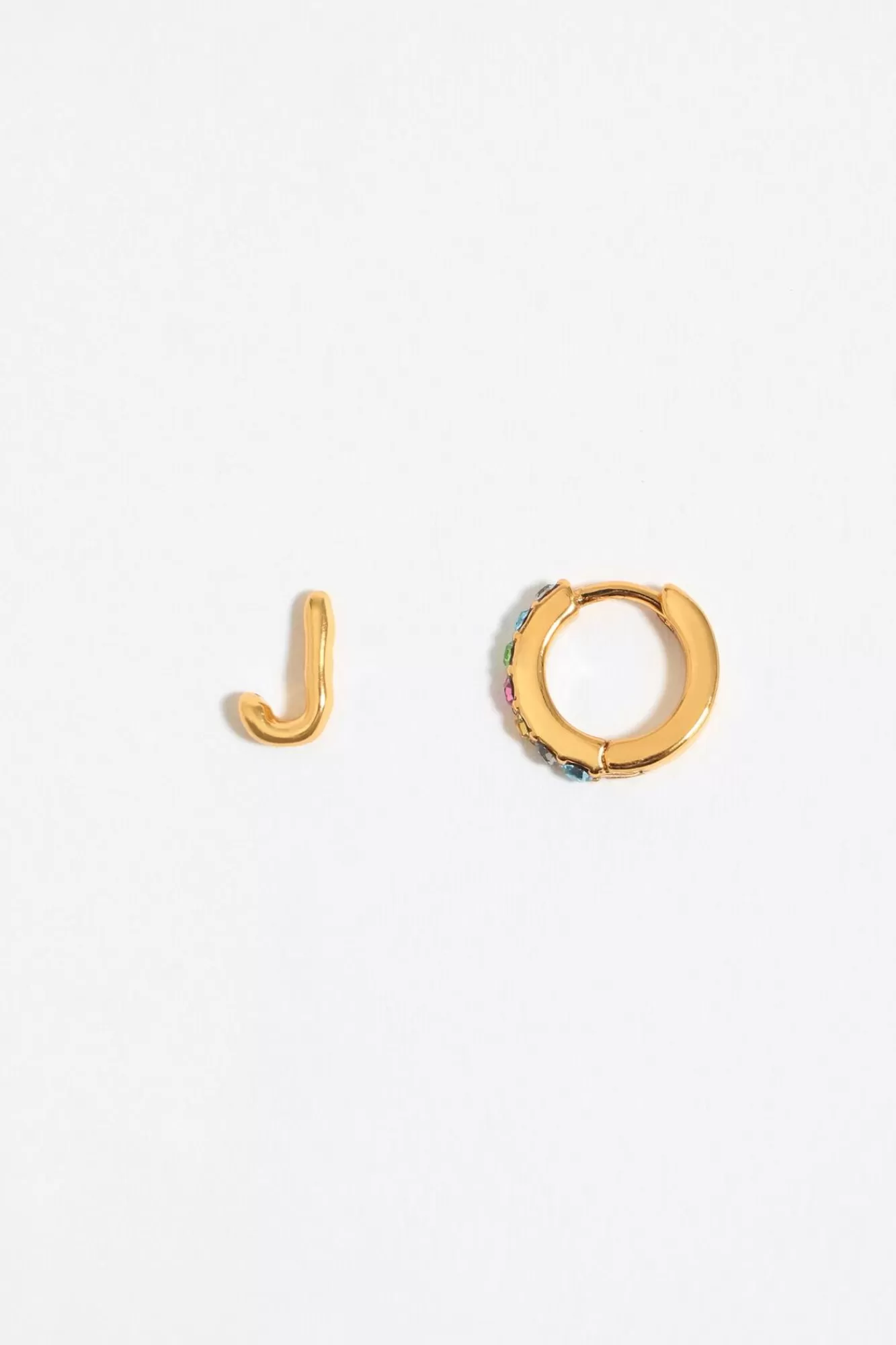 BIMBA Y LOLA Pendientes Letra J Y Aro Mini Cristales Multicolores Best